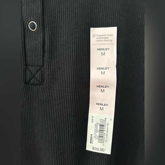 NWT SO Long Sleeved Black Ribbed Henley Tee. Size Medium. - Picture 2 of 6